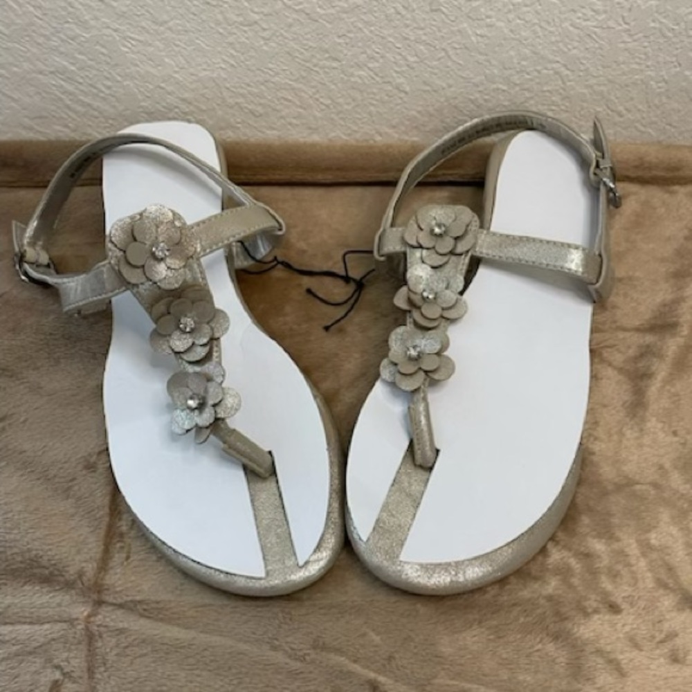 Nicole Gray Sandals